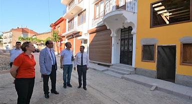 BAŞKAN DR. MUSTAFA ÇÖL SOKAK SAĞLIKLAŞTIRMA ÇALIŞMALARINI İNCELEDİ