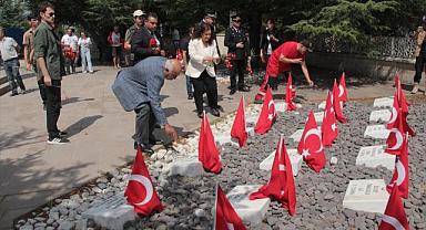 Büyük Taarruz'un 101. yılı dolayısıyla Albay Reşat Çiğiltepe Şehitliği'nde tören yapıldı