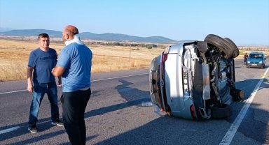 Kütahya'da trafik kazasında 4 kişi yaralandı