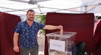 Marmaris'te meydana yapılması planlanan proje için referandum başladı