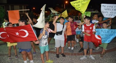 Marmaris'te meydana yapılması planlanan proje protesto edildi