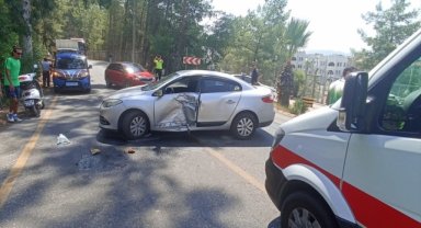 Muğla'da otomobille çarpışan motosikletin sürücüsü ağır yaralandı
