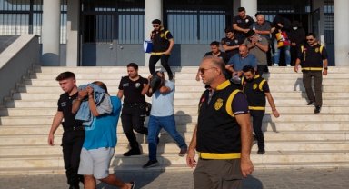 Aydın'da "fuhuş" operasyonunda 28 kişi gözaltına alındı