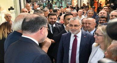 Bakan Işıkhan, İzmir Esnaf Buluşması'nda konuştu: