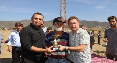 Bayındır'da rahvan at yarışları düzenlendi