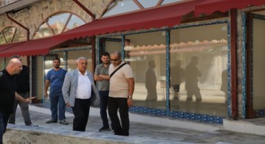 Belediye Başkanı Zeybek, Yoncaaltı Çarşı ve Kapalı Otopark projesini inceledi