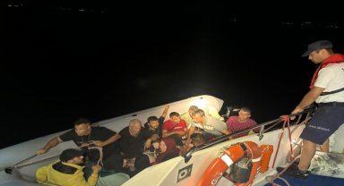 Bodrum açıklarında 12 düzensiz göçmen yakalandı