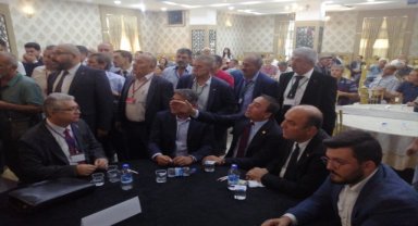 CHP Grup Başkanvekili Burcu Köksal, Afyonkarahisar'daki ilçe kongresinde fenalık geçirdi