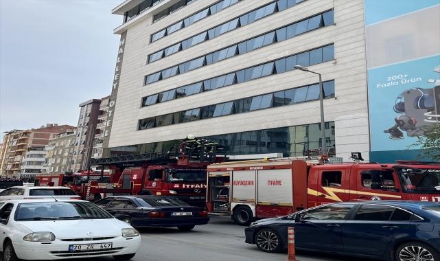 Denizli'de otelde çıkan yangın söndürüldü
