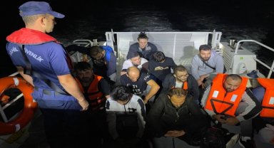 Fethiye açıklarında 22 düzensiz göçmen yakalandı