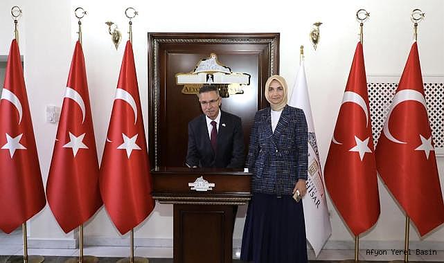 Filistin Büyükelçisi Faed Mustafa, Vali Yiğitbaşı’nı Ziyaret Etti