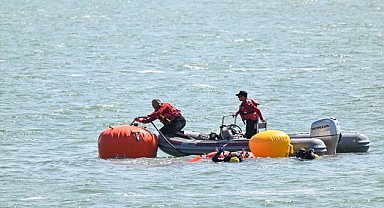 İzmir'de baraj gölüne düşen helikopterdeki 2 personelin cenazesi çıkarıldı