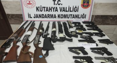 Kütahya'da asker eğlencesinde havaya ateş eden 40 kişi gözaltına alındı