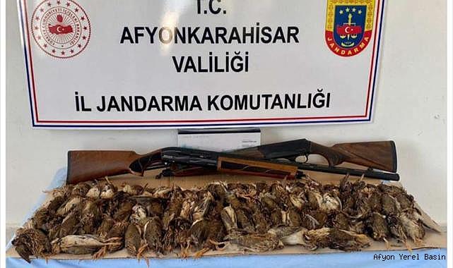 Afyonkarahisar'da kaçak avlanan 2 kişiye 73 bin 150 lira para cezası