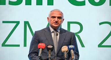 Bakan Ersoy, EuroVelo Bisiklet Turizmi Konferansı'nda konuştu: