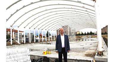 Başkan Bozkurt, Yüzme Havuzu İnşaatını İnceledi