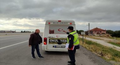 Bolvadin'de okul servis araçları denetlendi