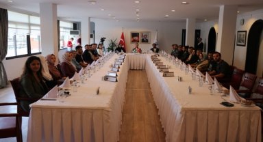 DEÜ Rektörü Prof. Dr. Hotar, Filistinli öğrencilerle bir araya geldi