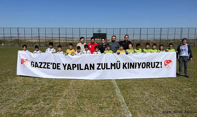 Gazze’de Yapılan Zulmü Kınıyoruz!”