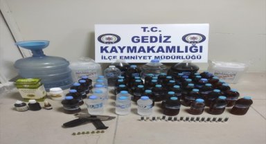 Gediz'de sahte içki üretip sattığı iddia edilen şüpheli yakalandı