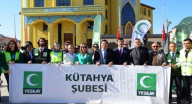 Kütahya'da yaklaşık 1000 öğrenci bağımlılığa karşı farkındalık için yürüdü