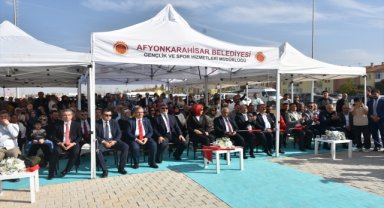 MHP'li Büyükataman, Afyonkarahisar'daki Atlı Spor Tesisleri'nin açılışında konuştu: