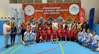 Okul Sporları Gençler Voleybol müsabakaları tamamlandı