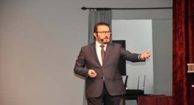 Sağlık Bakan Yardımcısı Şuayıp Birinci, Afyonkarahisar'da üniversitenin akademik yılı açılışına katıldı