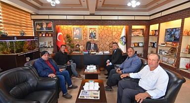 SANDIKLI MUHTARLAR DERNEĞİNDEN BAŞKAN DR. MUSTAFA ÇÖL’E ZİYARET