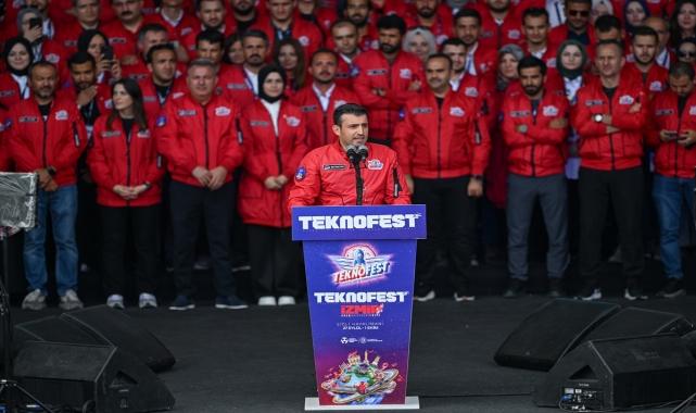 T3 Vakfı Mütevelli Heyeti Başkanı Selçuk Bayraktar, TEKNOFEST İzmir'in kapanış töreninde konuştu: