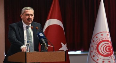 Ticaret Bakan Yardımcısı Gürcan, İzmir'de esnafla bir araya geldi