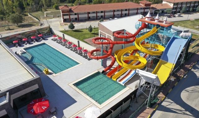 Uşak Belediye Başkanı Çakın, Kayaağıl Termal Tesisleri'nde gazetecilerle buluştu
