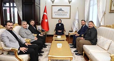 Afyonkarahisar Valisi, Gaziler ve Şehit Yakınlarıyla Bir Araya Geldi