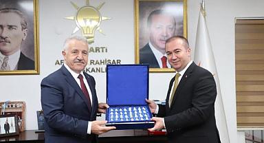 AK Parti, Afyonkarahisar İl Teşkilatında Siyasi Kulisler Hareketlendi