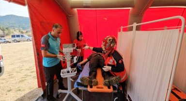 Balıkesir'de 3 ilin UMKE görevlileri zor koşullara hazırlıklı olmak için tatbikat yaptı