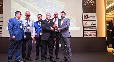 Başkan Çalışır, 'En Başarılı Belediye Başkanı' ödülünü aldı