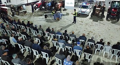 Çay'da tarım aracı sürücülerine eğitim verildi