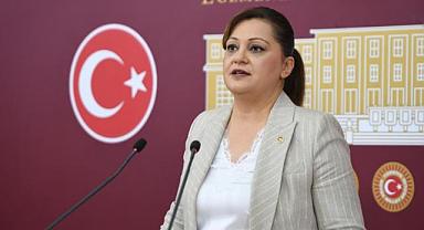CHP’li Köksal: Her yıl 24 Kasım'da öğretmenlere bir maaş ikramiye verilsin