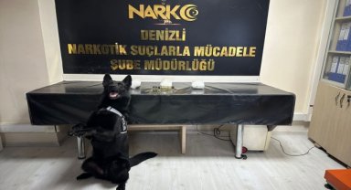 Denizli'de otomobilde uyuşturucu bulunmasıyla ilgili 2 zanlı tutuklandı