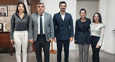 DERNEK BAŞKANI ÖĞRETMENLER GÜNÜNÜ KUTLADI