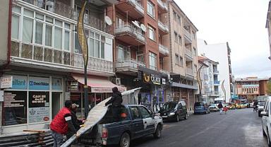 Emirdağ Belediyesi'nin Aydınlatma Çalışmalarıyla Emirdağ Işık Saçıyor
