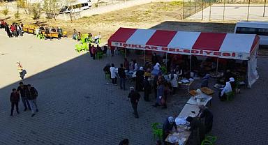 Filistin'e Yardım Kermesine Büyük İlgi