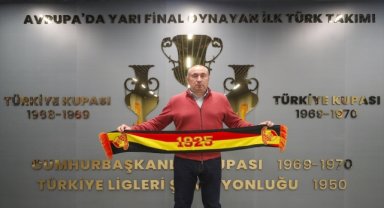 Göztepe, Bulgar teknik adam Stanimir Stoilov'la sözleşme imzaladı