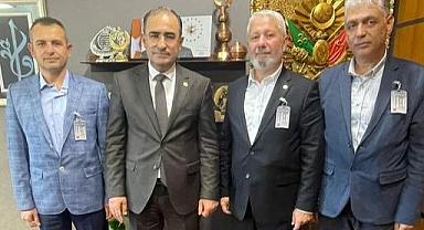 Hasan Arslan, Eğitim Bir-Sen Afyonkarahisar Şube Başkanı ve yönetimini ağırladı
