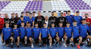 HENTBOL MİLLİ TAKIMI AFYONKARAHİSAR´DA KAMP YAPIYOR