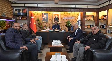 HİSAR MESLEKİ VE TEKNİK ANADOLU LİSESİ OKUL AİLE BİRLİĞİ ÜYELERİNDEN BAŞKAN DR. MUSTAFA ÇÖL’E ZİYARET