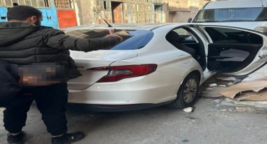 İzmir'de terör örgütü DEAŞ'a yönelik operasyonda 4 gözaltı