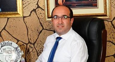 Sandıklı Belediye Başkanı, Diş Hekimleri Günü'nü kutladı