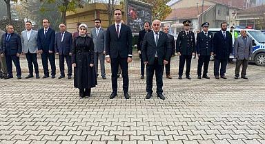 Sinanpaşa Belediyesi, Atatürk'ün ölüm yıl dönümünde anma programı düzenledi.