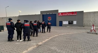 Afyonkarahisar'da aranan 3 şüpheli yakalandı